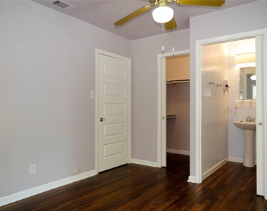 1205 Forest St - Photo Thumbnail 16