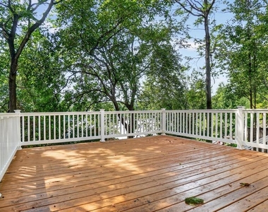 7732 W Shore Road - Photo Thumbnail 17