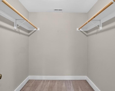 7732 W Shore Road - Photo Thumbnail 10