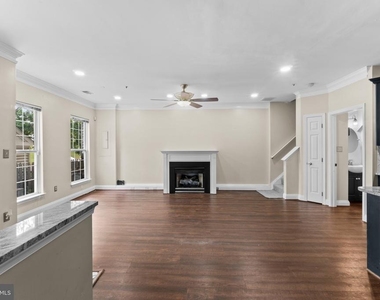 8604 Provance Place - Photo Thumbnail 5