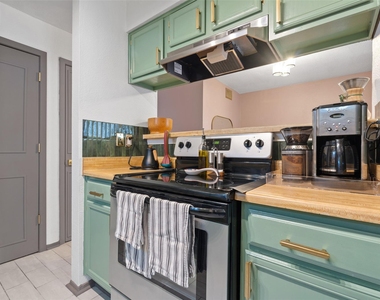 4159 Steck Ave - Photo Thumbnail 20