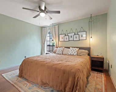 4159 Steck Ave - Photo Thumbnail 27