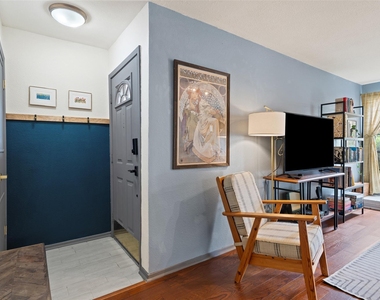4159 Steck Ave - Photo Thumbnail 13