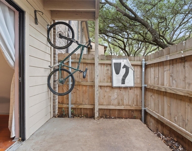4159 Steck Ave - Photo Thumbnail 5