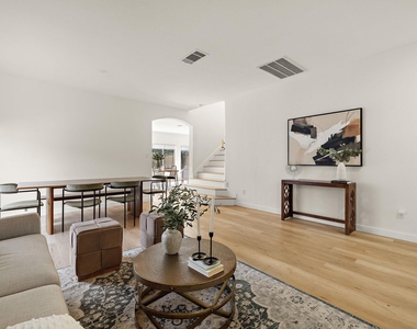 3817 Tailfeather Dr - Photo Thumbnail 14