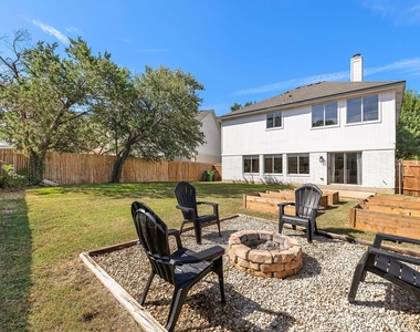 3817 Tailfeather Dr - Photo Thumbnail 35