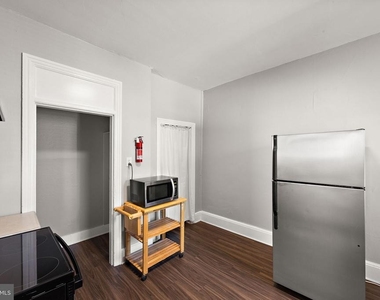 2000 Delaware Avenue - Photo Thumbnail 12