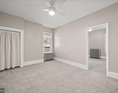 2000 Delaware Avenue - Photo Thumbnail 2