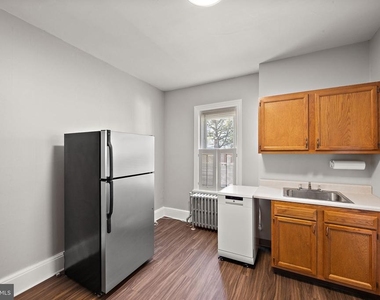 2000 Delaware Avenue - Photo Thumbnail 11