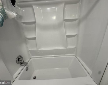 145 Madison Drive - Photo Thumbnail 9