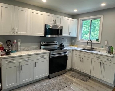 145 Madison Drive - Photo Thumbnail 13