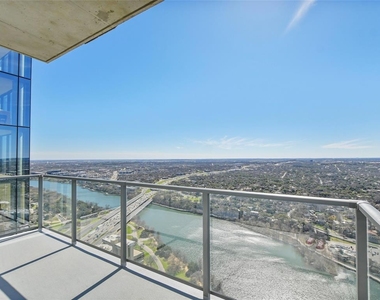 44 East Ave - Photo Thumbnail 1