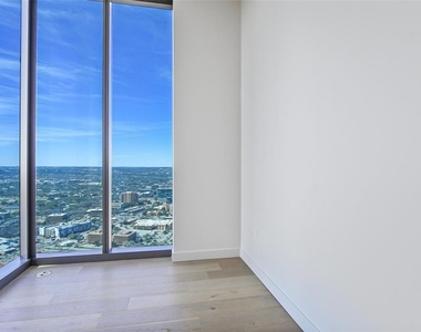 44 East Ave - Photo Thumbnail 9