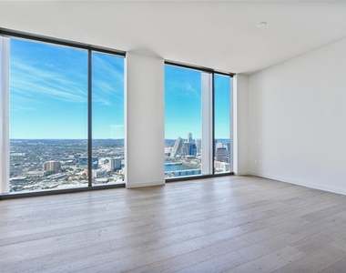 44 East Ave - Photo Thumbnail 17
