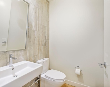 44 East Ave - Photo Thumbnail 27
