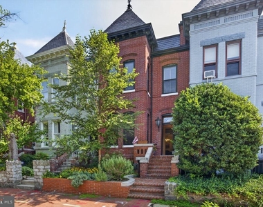 152 13th Street Se - Photo Thumbnail 10