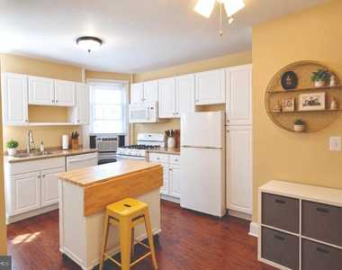 1904 Calvert Street Nw - Photo Thumbnail 5