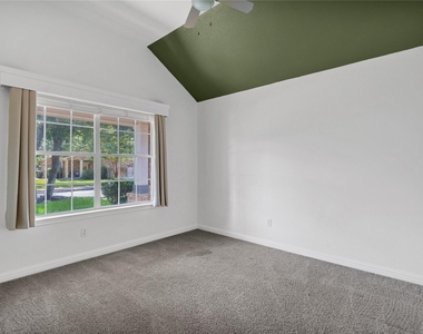 2811 Checker Dr - Photo Thumbnail 18