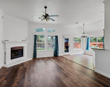 2811 Checker Dr - Photo Thumbnail 7