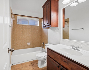 2811 Checker Dr - Photo Thumbnail 20