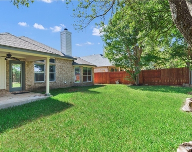 2811 Checker Dr - Photo Thumbnail 29