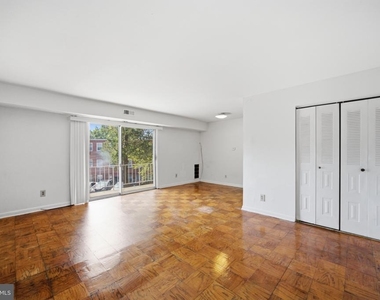 1307 Congress Street Se - Photo Thumbnail 3