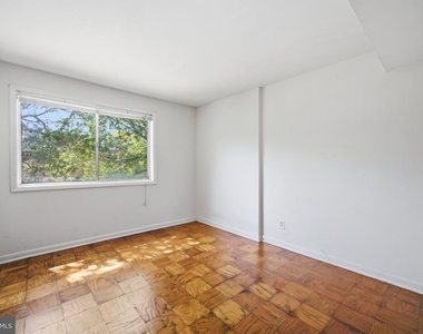 1307 Congress Street Se - Photo Thumbnail 10