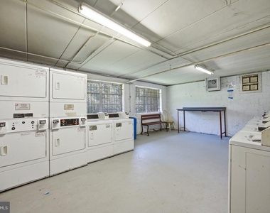 1307 Congress Street Se - Photo Thumbnail 19