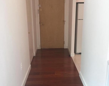 2111 Wisconsin Avenue Nw - Photo Thumbnail 6