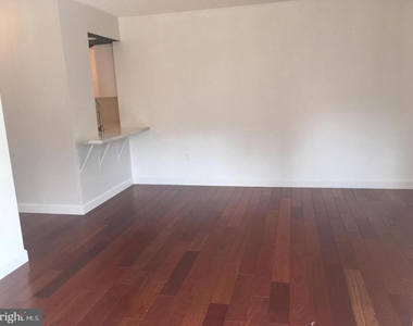 2111 Wisconsin Avenue Nw - Photo Thumbnail 5