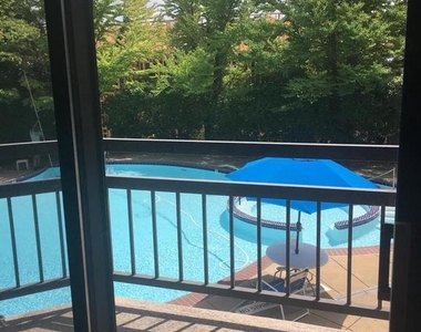 2111 Wisconsin Avenue Nw - Photo Thumbnail 8