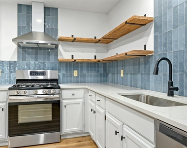 4808 Wind River Rd - Photo Thumbnail 7