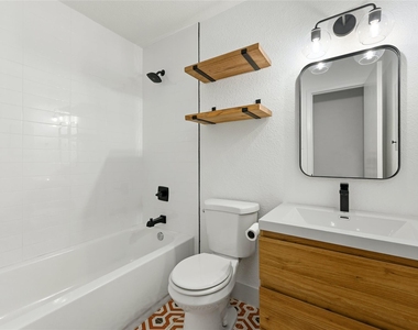 4808 Wind River Rd - Photo Thumbnail 14