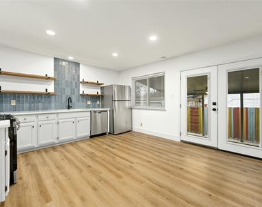 4808 Wind River Rd - Photo Thumbnail 4