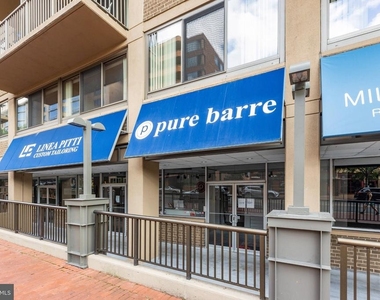 1711 Massachusetts Avenue Nw - Photo Thumbnail 22
