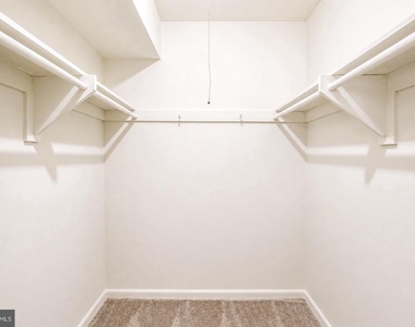 4925 Quarles Street Ne - Photo Thumbnail 18