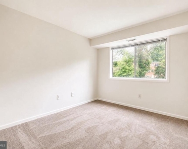 4925 Quarles Street Ne - Photo Thumbnail 15