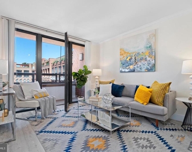 631 D Street Nw - Photo Thumbnail 6
