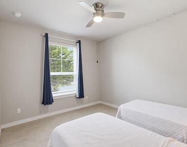 461 Coyote Creek Way - Photo Thumbnail 13