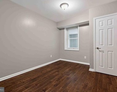 257 Newcomb Street Se - Photo Thumbnail 19