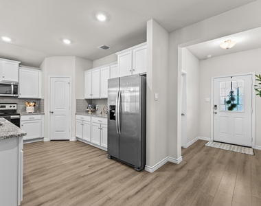 4318 Allison Dr - Photo Thumbnail 8
