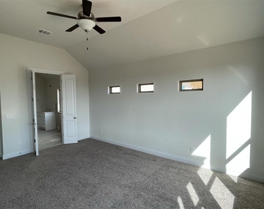 2620 Brushwood Mdw - Photo Thumbnail 8