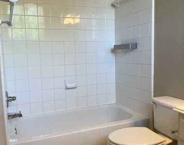 5982 Fergus Dr - Photo Thumbnail 19