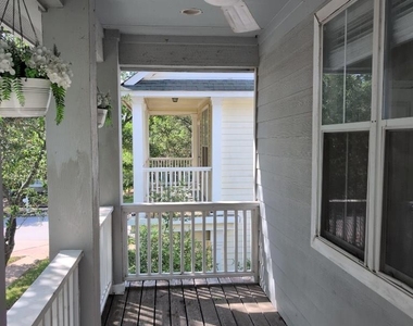 5982 Fergus Dr - Photo Thumbnail 4