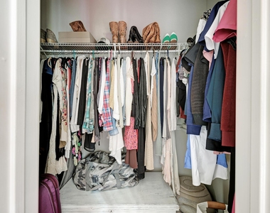 922 Thackeray Ln - Photo Thumbnail 22