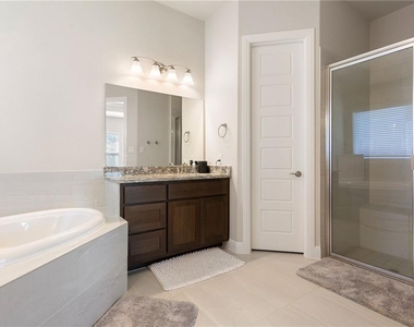308 Milano Dr - Photo Thumbnail 19
