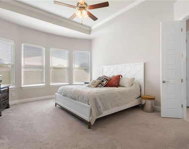 308 Milano Dr - Photo Thumbnail 16