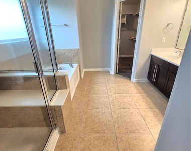 18809 Mangan Way - Photo Thumbnail 15