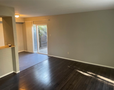 6003 Cougar Dr - Photo Thumbnail 14