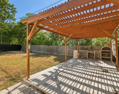 12501 Fallen Tower Ln - Photo Thumbnail 21